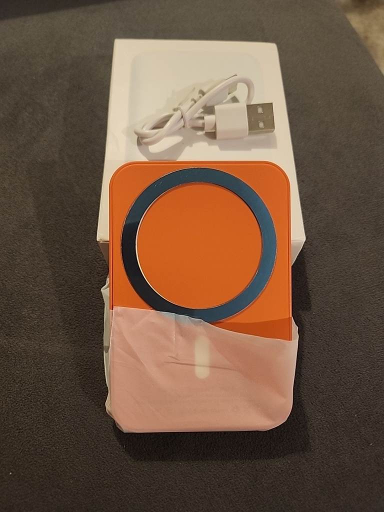 I phone Magsafe portable charger