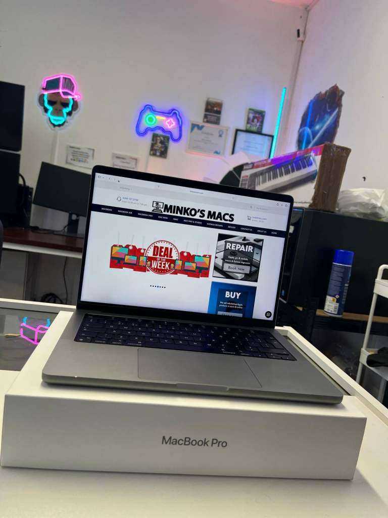 Apple MacBook Pro 14” A2442 2021 | M1 Pro 14-Core GPU | 32GB | 1TB SSD | Shoreditch | Logic Pro