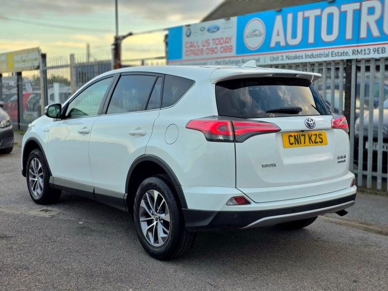 2017 Toyota RAV4 2.5 VVT-i Hybrid Business Ed Plus TSS 5dr CVT 2WD ESTATE Petrol/Electric Hybrid ...
