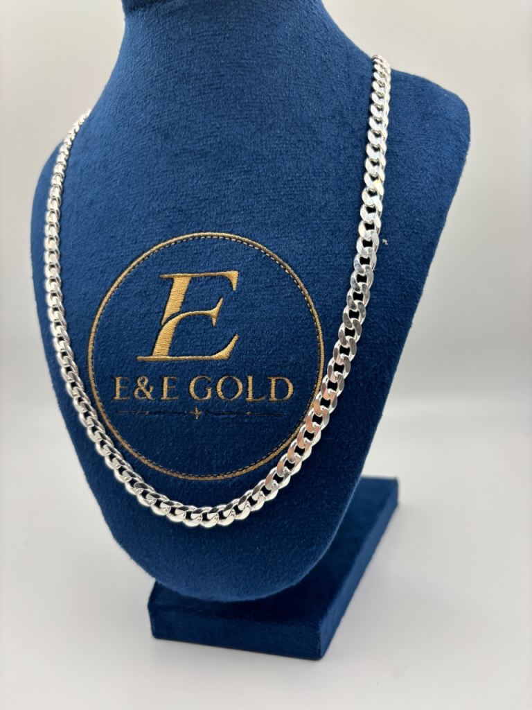 Brand new silver curb chain