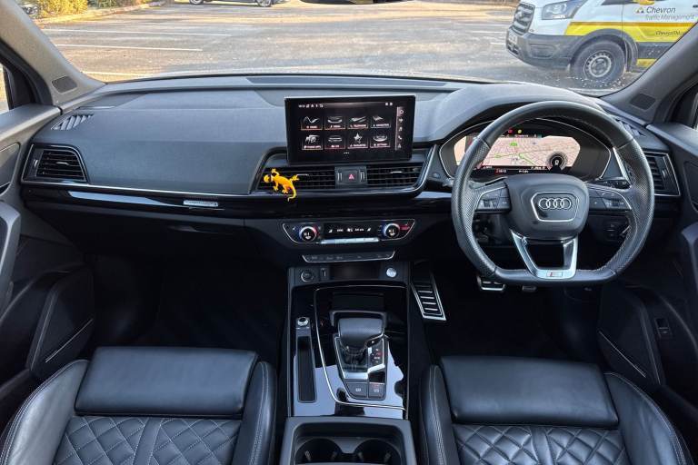 2022 Audi Q5 Edition 1 40 TDI quattro 204 PS S tronic SUV DIESEL Automatic