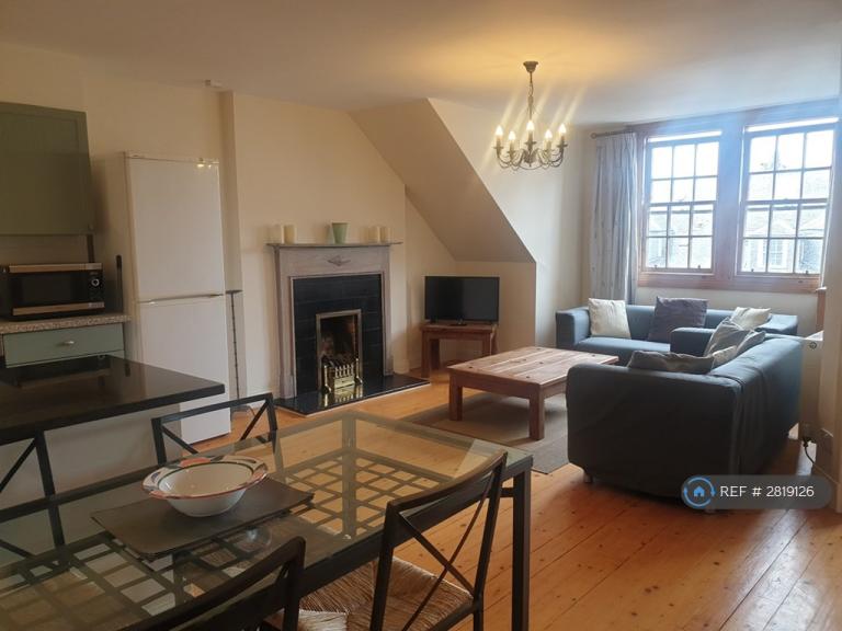 2 bedroom flat in Edinburgh, Edinburgh, EH2 (2 bed) (#2819126)
