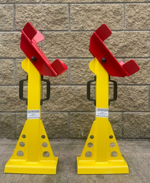 Freestanding Tipper Truck Chassis/Body Support Props ( Pair )