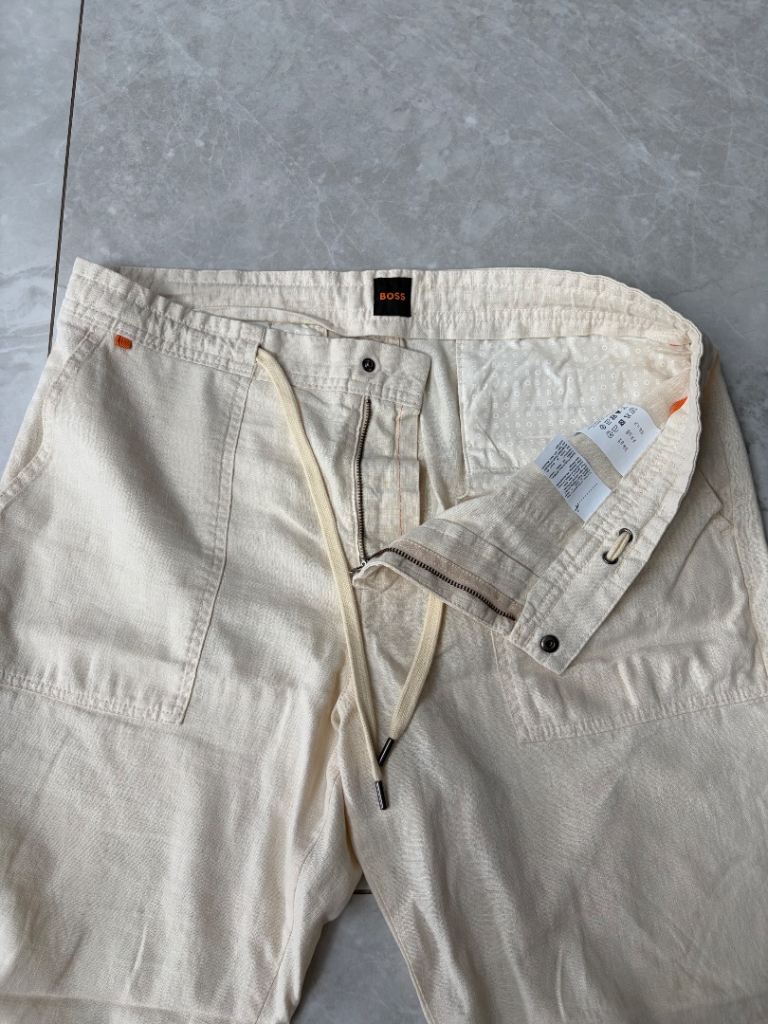 BOSS linen trousers UK 50 (34 waist)