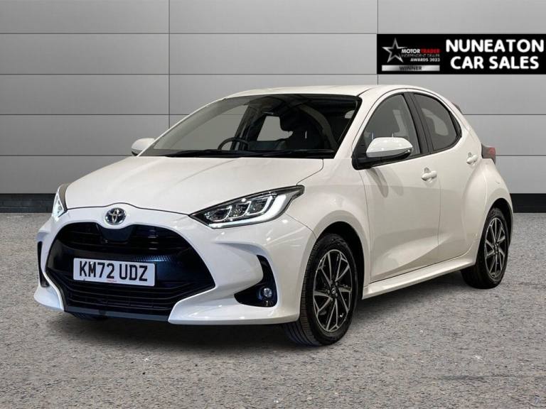 2022 Toyota Yaris 1.5 VVT-h Design Hatchback 5dr Petrol Hybrid E-CVT Euro 6 (s/s) (116 ps) Hatchb...