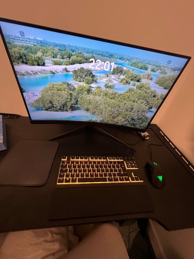 Gaming computer 