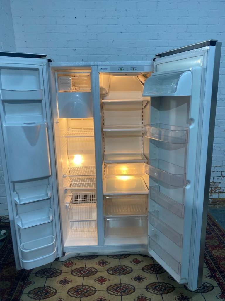 FREE DELIVERY Beautiful Amana Plumb In With Icemaker Fridge Freezer