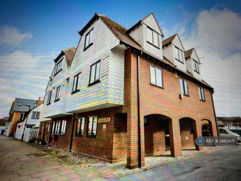 1 bedroom flat in The Augers, Burnham-On-Crouch, CM0 (1 bed) (#2860471)