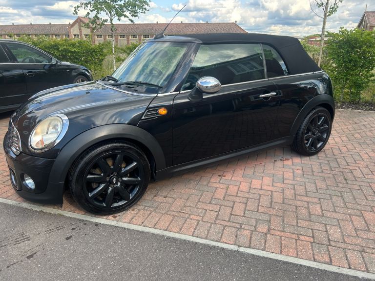 Mini, ONE, Convertible, 2010, Manual, black, 1598 (cc), 2 doors