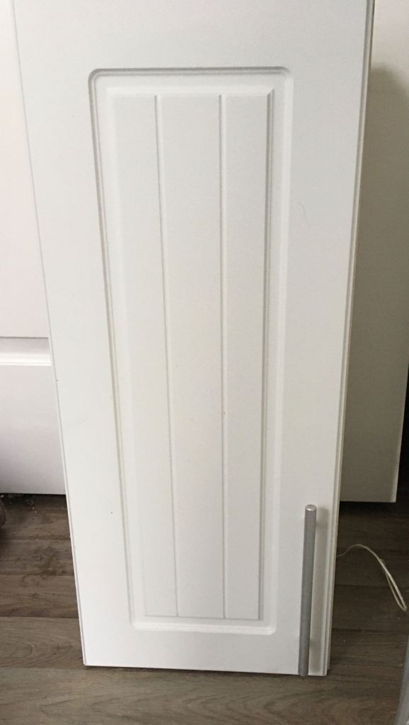 2 White Shaker Kitchen Unit Doors