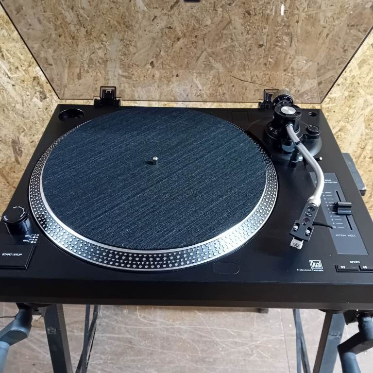 Dual DT 250 USB turntable