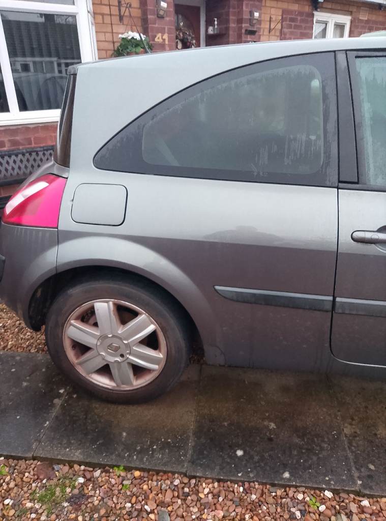 Renault, MEGANE, Hatchback, 2005, Manual, 1461 (cc), 3 doors