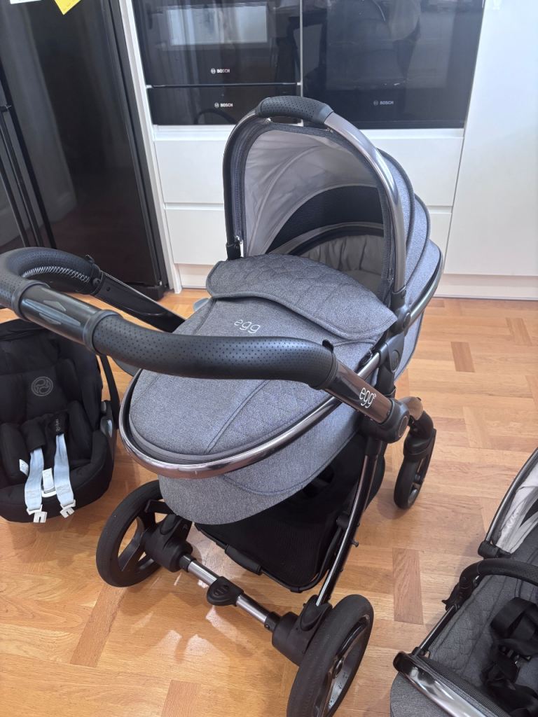 Egg2 Travel System - Grey Pram & Stroller with Car Seat