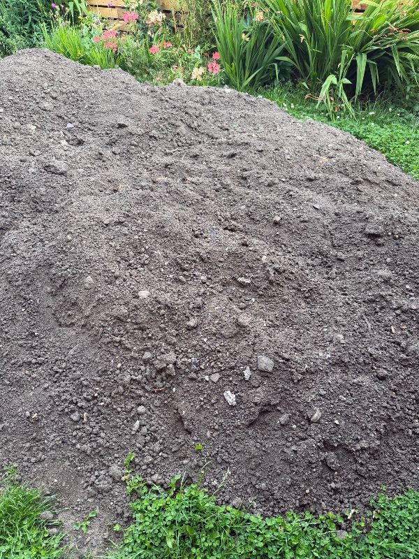 FREE TOPSOIL TO COLLECT. FREE TOPSOIL TO COLLECT