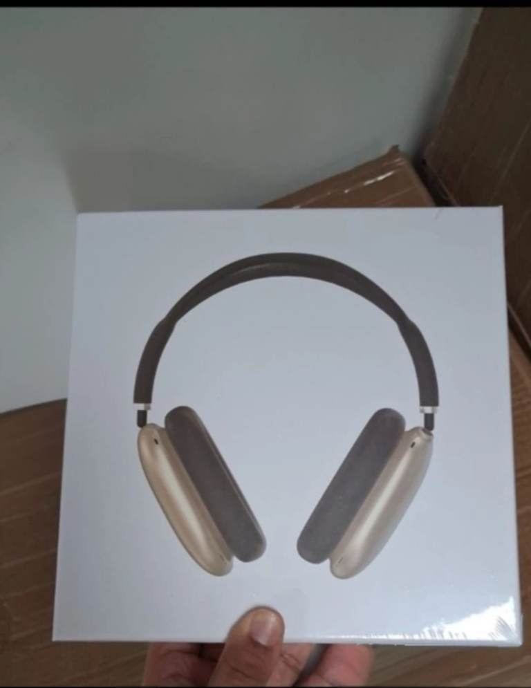 NEW Apple AirPods Max Headphones - Silver