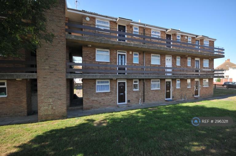 Studio flat in Melbourne Avenue, Ramsgate, CT12 (#2963211)