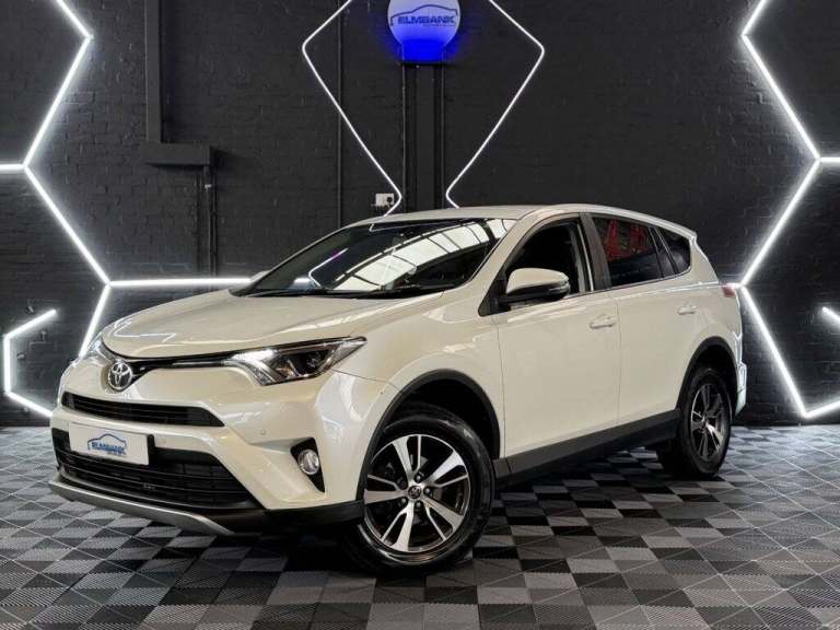 2015 65 TOYOTA RAV4 2.0 D-4D BUSINESS EDITION SUV 5DR DIESEL MANUAL EURO 6 (S/S)