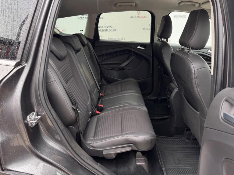 2017 Ford Kuga 2.0 TDCi Titanium Euro 6 (s/s) 5dr HATCHBACK Diesel Manual