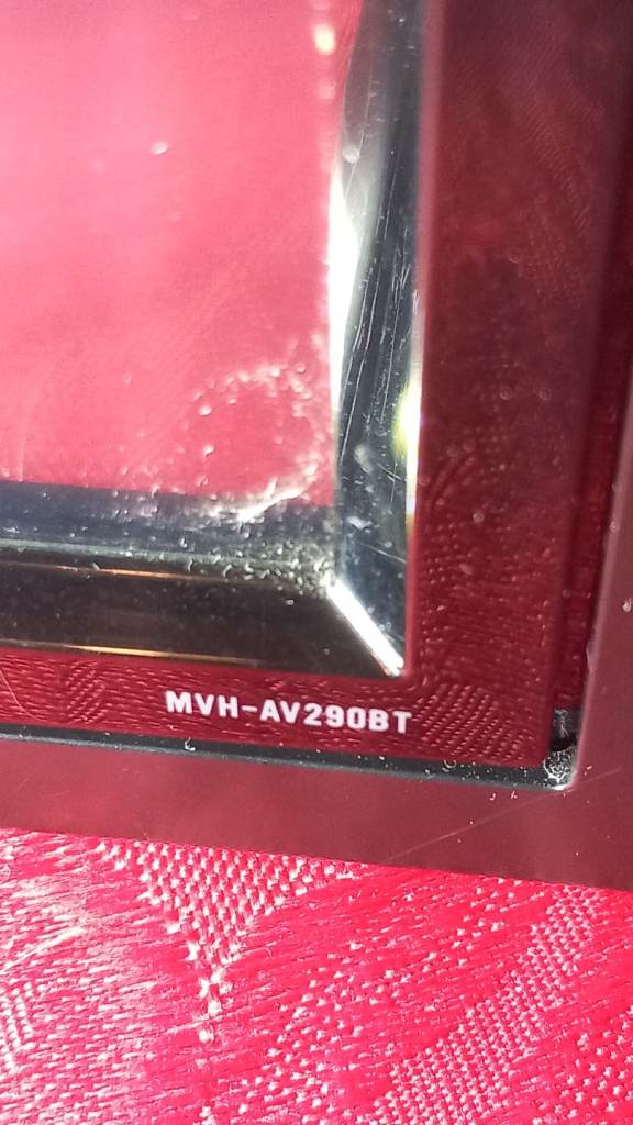 Pioneer MVH-AV290BT Head set in car entertainment 