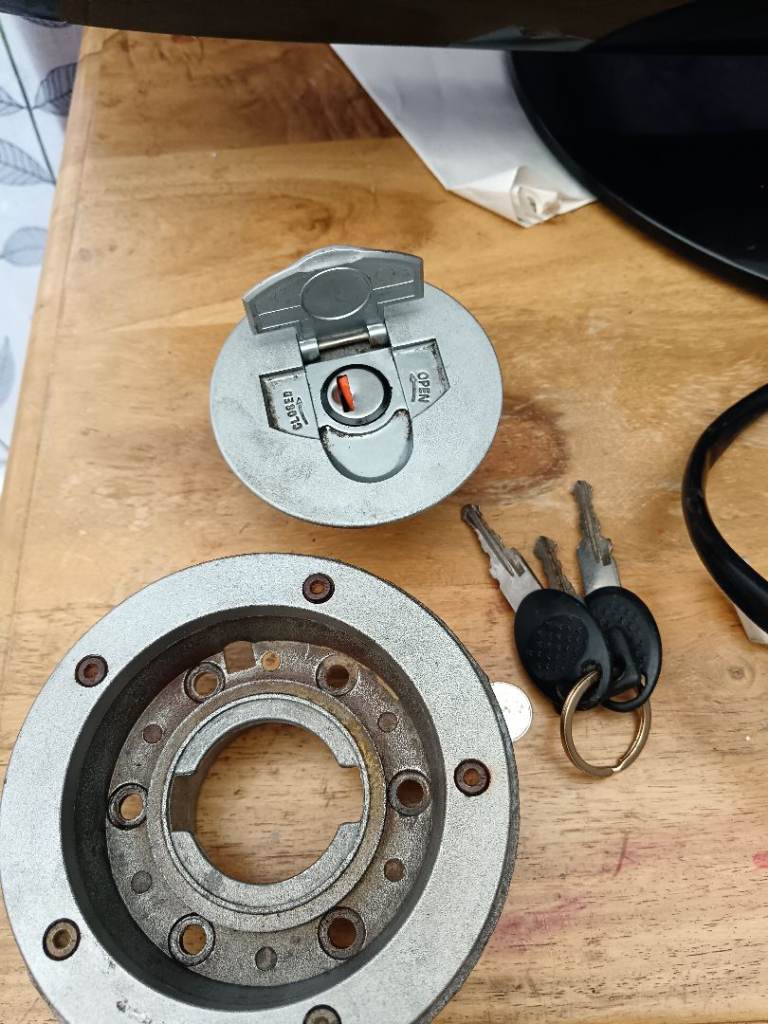 Aprilia rs lock set 