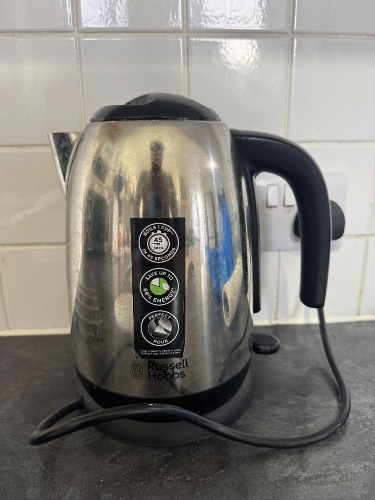Russell Hobbs Electric Kettle – Silver, Good Condition