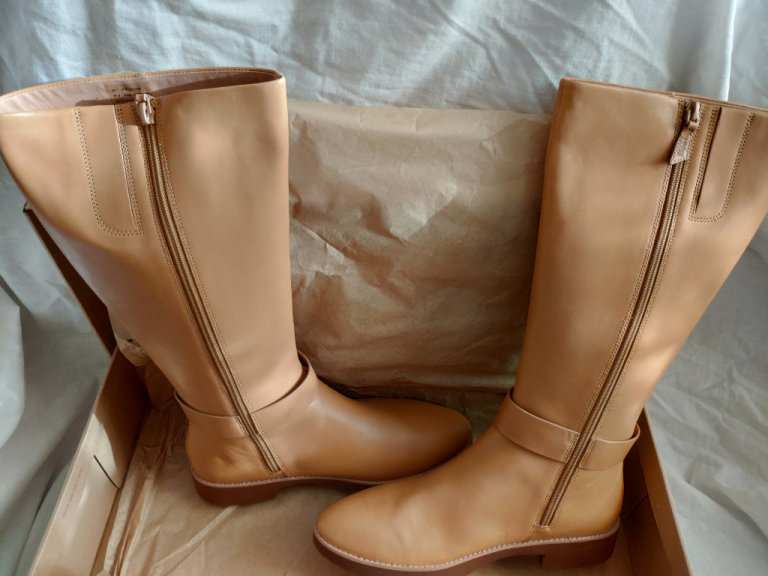 Ladies FitFlop size 7(UK) 41(EU) 09(US) mustard "Knot" zipped knee-high boots BNIB £45