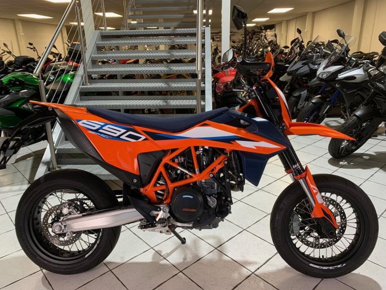 KTM 690 SMC R 2023