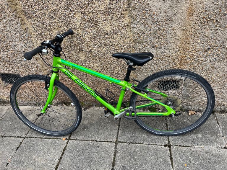ISLA BIKES Green Kids Mountain Bike – Good Condition