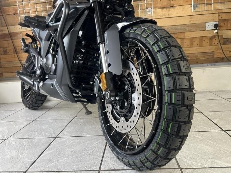 Zontes ZT125-G1 125 125 Scrambler 
