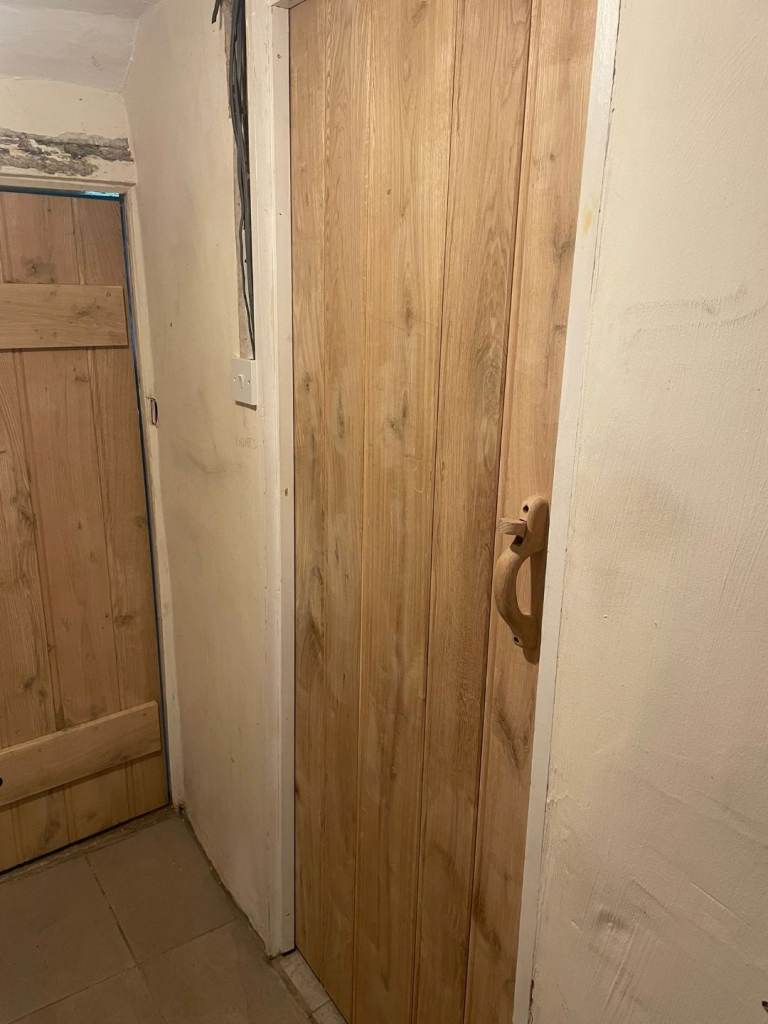 Solid oak cottage doors 