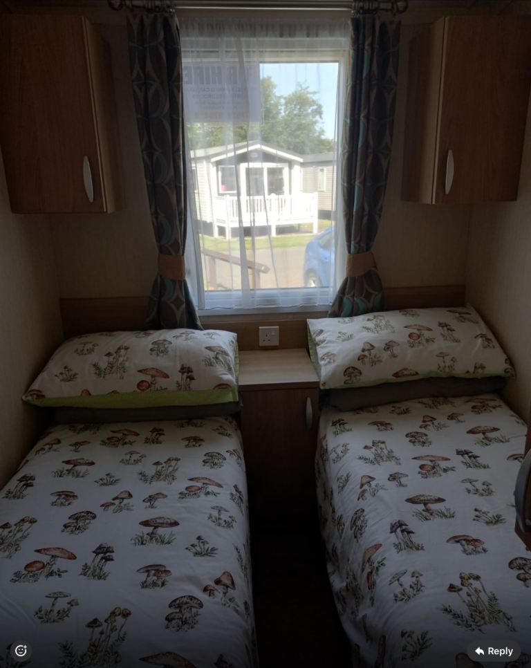 CARAVAN FOR HIRE PET FRIENDLY HAVEN CAISTER ON SEA GREAT YARMOUTH NORFOLK