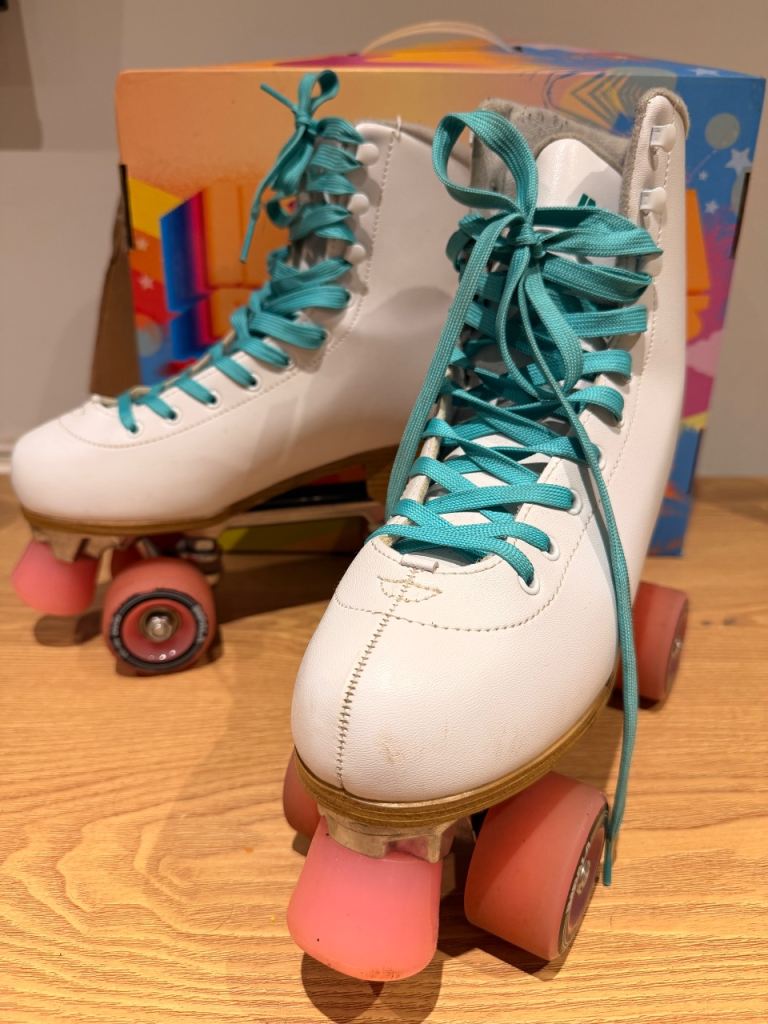 Quad Roller Skates UK 7 EU 40 – Retro Aesthetic IMPALA