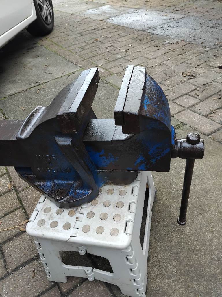 Record No. 6 Bench Vice - Blue, Used Condition