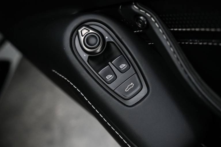 2018 Aston Martin Vantage 4.0 V8 Coupe 2dr Petrol Auto Euro 6 (510 ps) Coupe Petrol Automatic