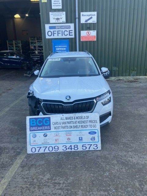 2022 skoda kamiq parts breaking 