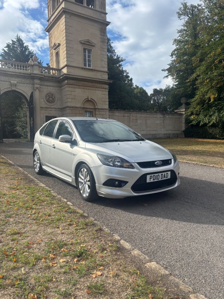 Ford, FOCUS, Hatchback, 2010, Manual, 1560 (cc), 5 doors
