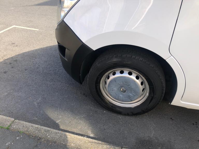 2024 Renault Master LEFT HAND DRIVE CURTAIN SIDE SLEEPER CAB Cutainside  Diesel Manual