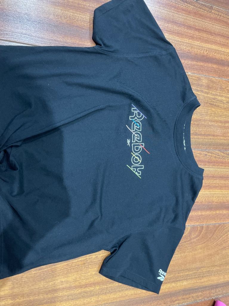 image for Reebok girls t shirt 12-13