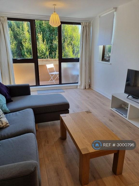 1 bedroom in Harford House, London, W11 (#3000796)