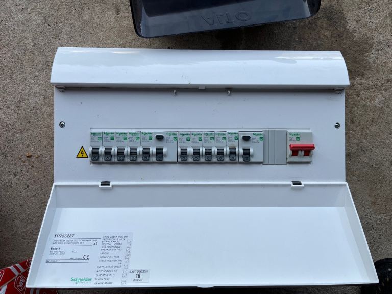 Consumer Unit Fuse Boxs with MCBs