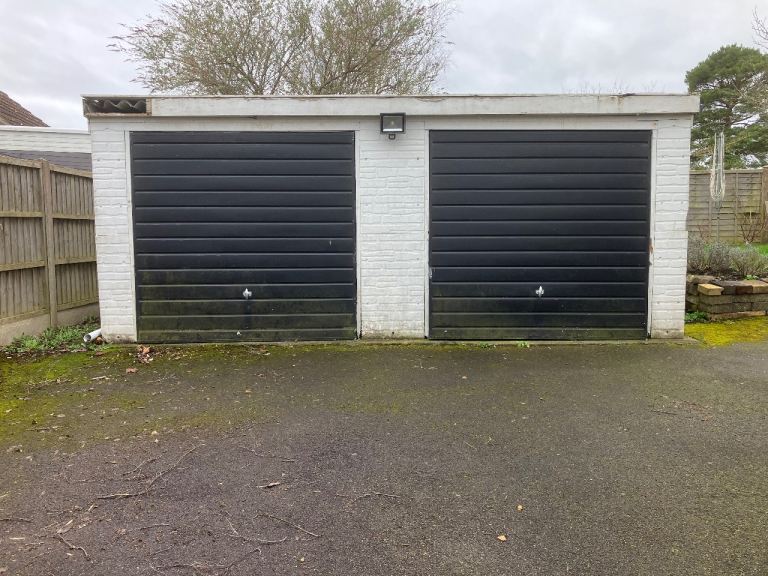 Double Garage to take away
