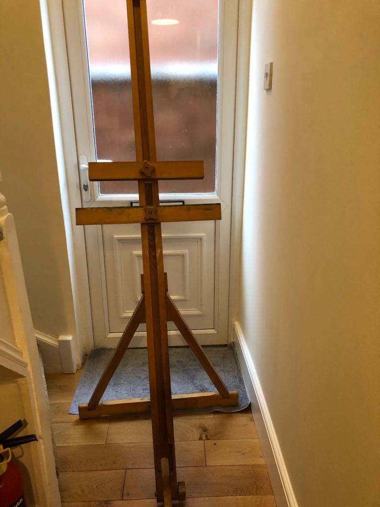 Extra large, heavy duty artist EASEL