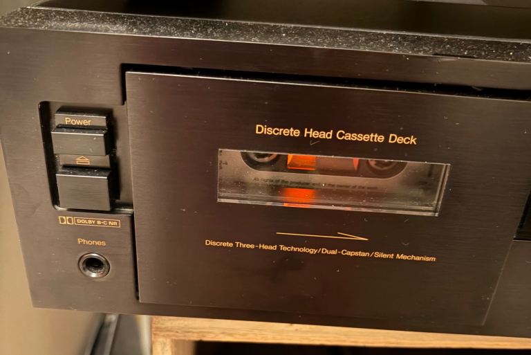 Nakamichi DR-2 Discrete3 Head Cassette Deck – Good Condition