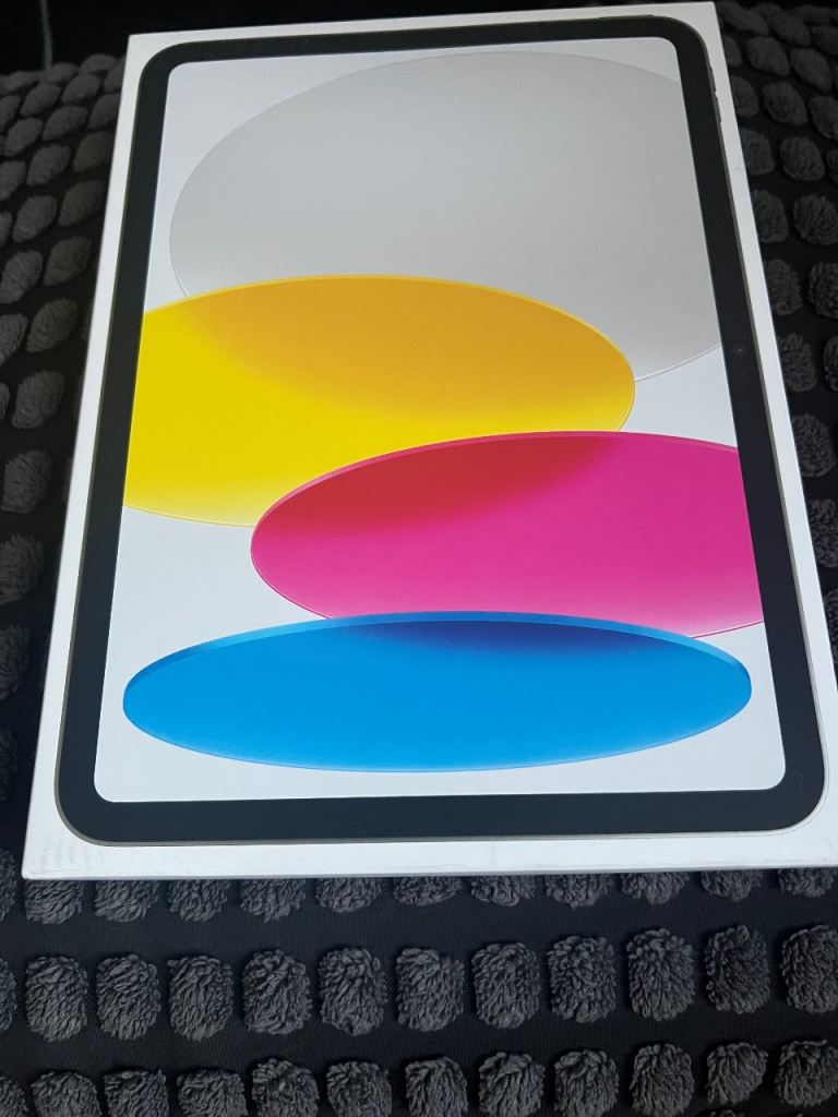 Apple iPad 2025 11 Inch Wi-Fi 128GB – Silver, New in Box