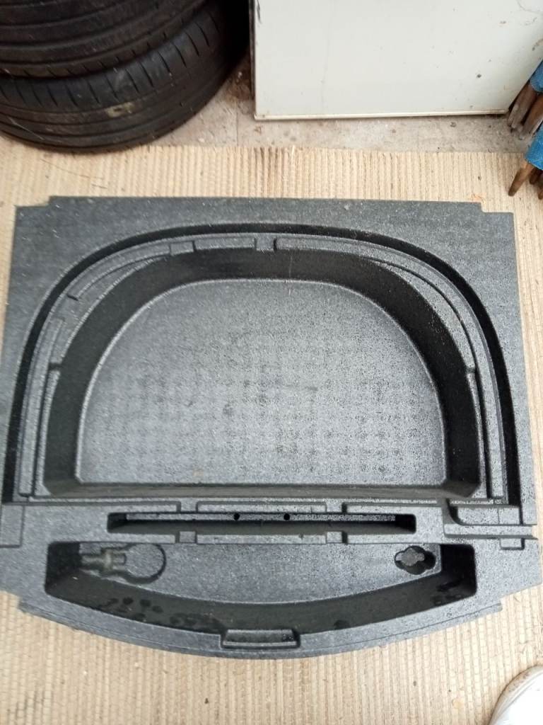 Tool carrier foam insert