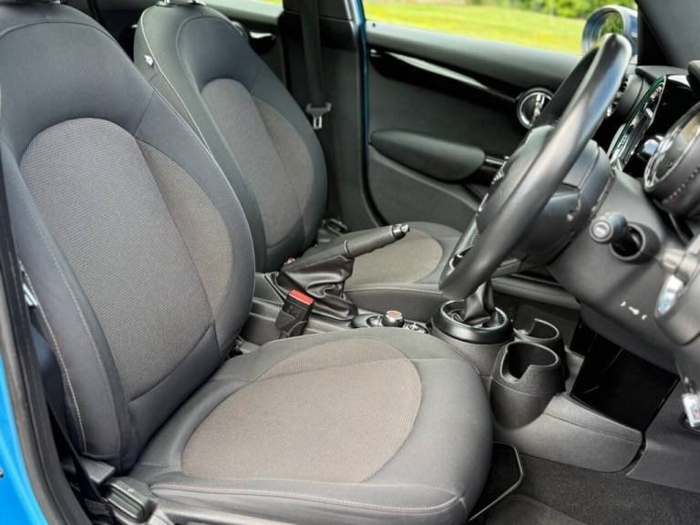 2015 15 MINI HATCH 1.5 COOPER HATCHBACK 5DR PETROL MANUAL EURO 6 (S/S) (136 PS)