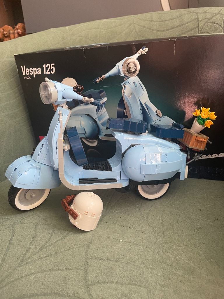 Lego Vespa