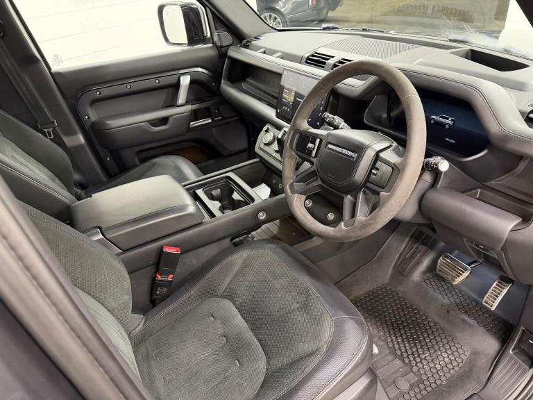 2022 Land Rover Defender 110 5.0 P525 V8 Auto 4WD Euro 6 (s/s) 5dr ESTATE Petrol Automatic
