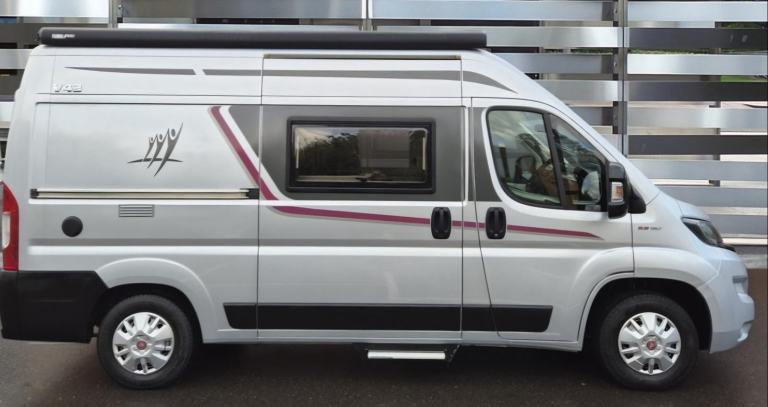 Rapido V43 AUTOMATIC Luxury 2/3 Berth Motorhome For Sale