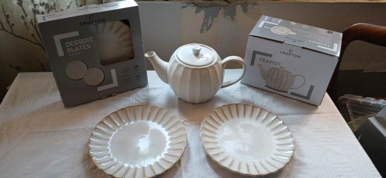 TeaPots JOB LOT available!